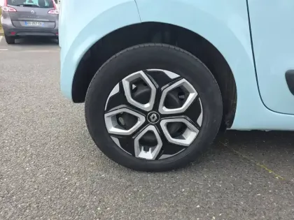 Photo 11 Renault Twingo  III E-Tech