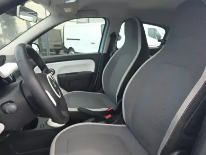 Photo 14 Renault Twingo  III E-Tech