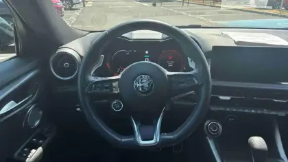 Photo 13 Alfa Romeo Tonale  1.5 Hybrid 160 ch VGT TCT7