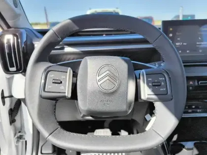 Photo 8 Citroën C3 Aircross  Hybride 145 ch Aut