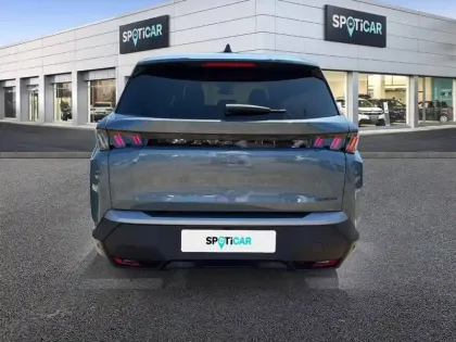 Photo 22 Peugeot 5008  Hybrid 145 ch e-DCS6