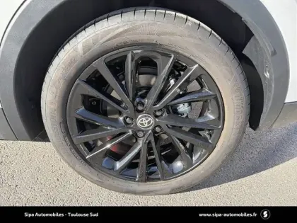 Photo 5 Toyota C-HR  Hybride 200