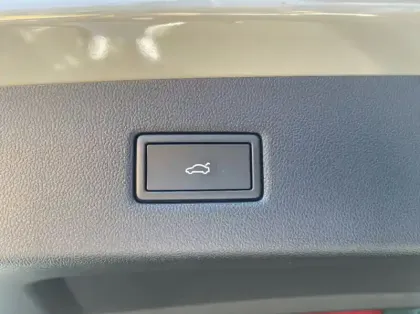 Photo 18 Ford Explorer 286ch Extended Range 79kWh Pack Collection RWD