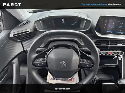 Photo 6 Peugeot 2008 1.2 PureTech 100ch S&S Allure Pack