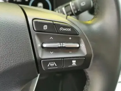 Photo 19 Hyundai Kona Executive Electrique 2WD 204 c