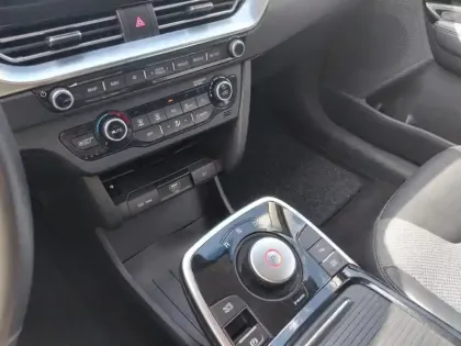 Photo 19 Kia Niro e- Design 204 ch 