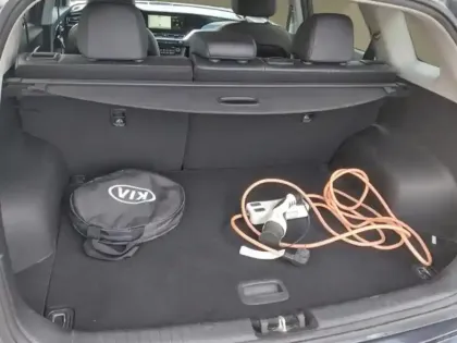Photo 9 Kia Niro e- Design 204 ch 