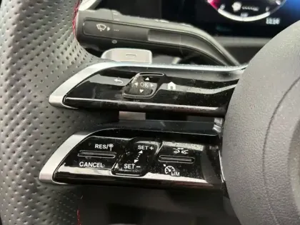 Photo 14 Mercedes CLA  250 e Hybrid EQ Coupé AMG 