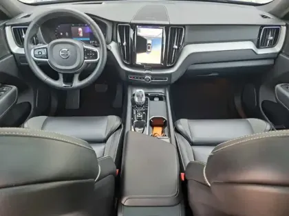 Photo 17 Volvo XC60 Polestar Engineered Recharge P