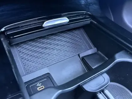 Photo 19 Mercedes CLA  250 e Hybrid EQ Shooting B