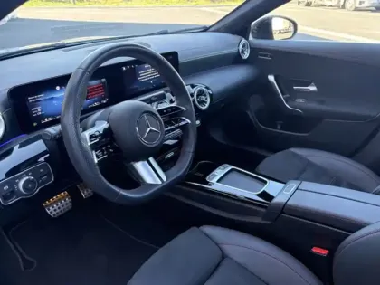 Photo 9 Mercedes CLA  250 e Hybrid EQ Shooting B