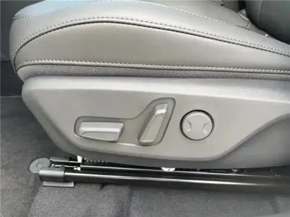 Photo 10 Kia Niro 1.6 GDI HYBRIDE 138 CH DCT6