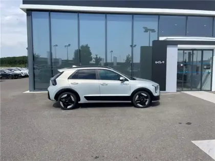 Photo 6 Kia Niro 1.6 GDI HYBRIDE 138 CH DCT6
