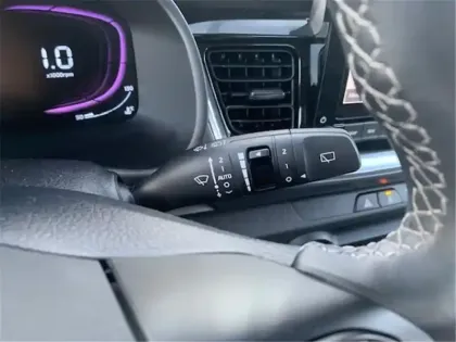 Photo 20 Kia Stonic 1.0 T-GDI 100 CH BVM6