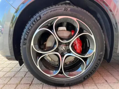 Photo 13 Alfa Romeo Stelvio  2.2 Diesel 160ch Veloce AT8