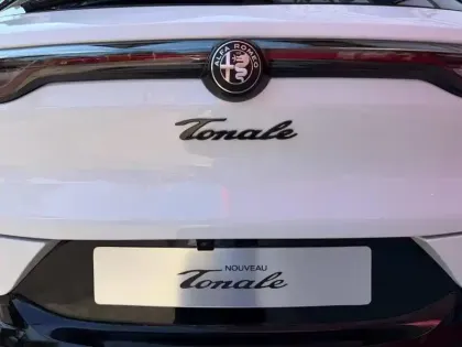 Photo 12 Alfa Romeo Tonale  1.5 Ibrida 175ch Veloce TCT
