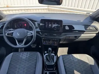 Photo 15 Volkswagen T-roc  1.5 TSI EVO 150ch R-Line DSG7