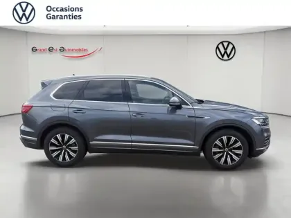 Photo 7 Volkswagen Touareg  3.0 TSI eHybrid 381ch Elegance 4Motion BVA8
