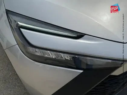 Photo 12 Toyota C-HR  1.8 Hybride 140ch Design NG23