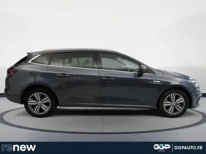 Photo 5 Renault Megane  Estate 1.6 E-Tech Plug-in 160ch Intens -21N