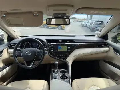 Photo 9 Toyota Camry  Hybride 218ch Lounge