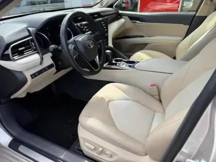 Photo 8 Toyota Camry  Hybride 218ch Lounge