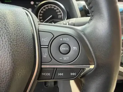 Photo 14 Toyota Camry  Hybride 218ch Lounge
