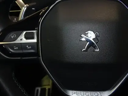 Photo 14 Peugeot 5008  2.0 BlueHDi 180ch S&S Roadtrip EAT8