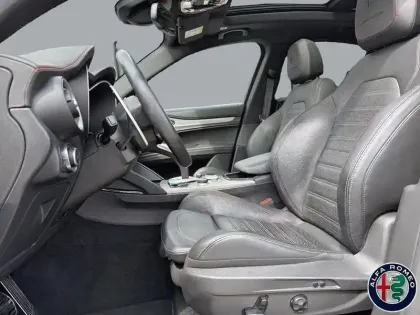 Photo 9 Alfa Romeo Stelvio  2.2 Diesel 210ch Competizione Q4 AT8
