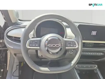 Photo 12 Fiat 600  1.2 Hybrid Turbo 110ch La Prima eDCT6
