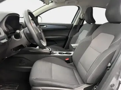 Photo 13 Renault Arkana  1.6 E-Tech hybride 145ch Evolution -22