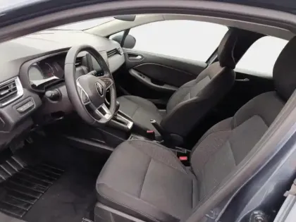 Photo 13 Renault Clio  1.6 E-Tech hybride 140ch Business -21N