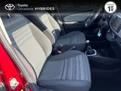 Photo 11 Toyota Yaris  69 VVT-i Dynamic 5p