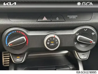 Photo 10 Kia Rio  1.0 T-GDI 100ch GT-Line DCT7