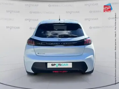 Photo 6 Peugeot 208  e- 136ch Style