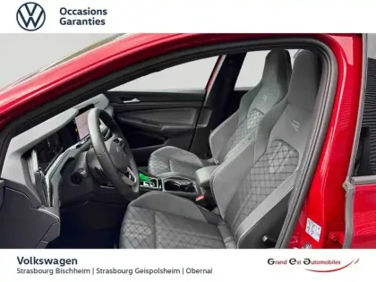 Photo 11 Volkswagen Golf  1.5 eTSI OPF 150ch R-Line DSG7