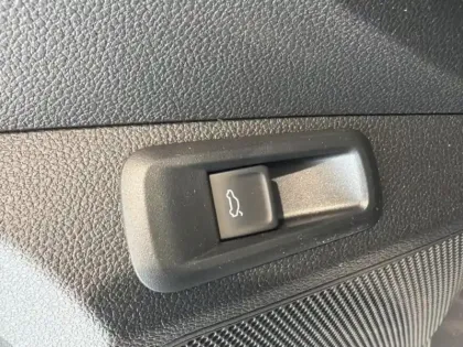 Photo 14 Skoda Kamiq  1.0 TSI Evo 2 116ch Clever Edition DSG7