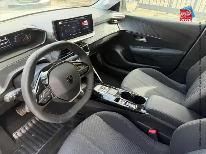 Photo 14 Peugeot 208  1.2 Hybrid 110ch Business e-DCS6