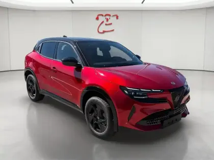 Photo 8 Alfa Romeo Junior  1.2 Ibrida 145ch Sprint e-DCT6