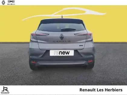 Photo 10 Renault Captur  1.8 E-Tech full hybrid 160ch esprit Alpine - 25
