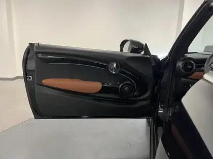 Photo 7 Mini Mini Cabrio Cooper 136ch Edition Premium Plus BVA7