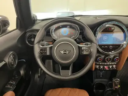 Photo 10 Mini Mini Cabrio Cooper 136ch Edition Premium Plus BVA7