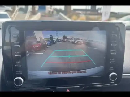 Photo 13 Toyota Yaris  Cross 116h Dynamic MY22