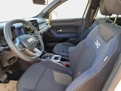 Photo 13 Dacia Bigster  1.8 hybrid 155ch Expression