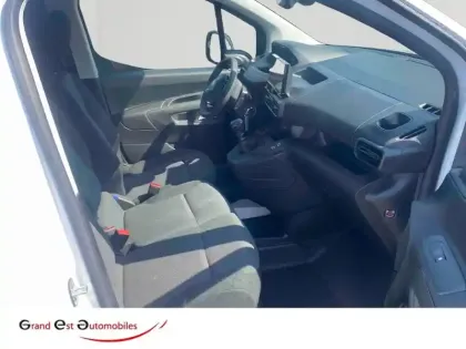 Photo 11 Peugeot Partner  M 650kg BlueHDi 100ch S&S Pack Premium Connect