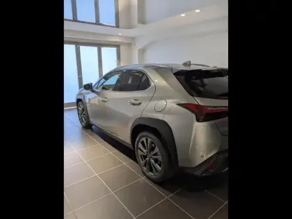 Photo 13 Lexus UX  300h F SPORT Design 2WD MC25