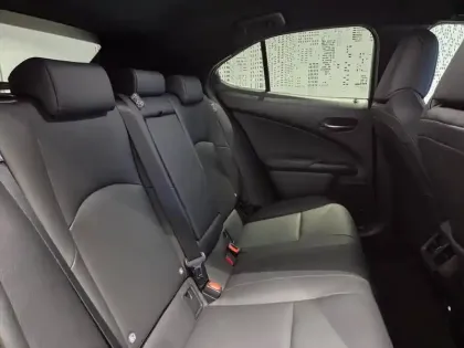 Photo 10 Lexus UX  300h F SPORT Design 2WD MC25