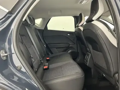 Photo 15 Renault Captur mild hybrid 160 EDC Techno 5p