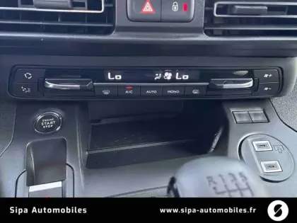 Photo 15 Opel Combo  CARGO M DIESEL 100 CH MANUELLE