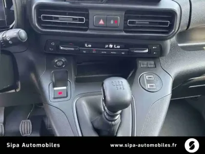 Photo 16 Opel Combo  CARGO M DIESEL 100 CH MANUELLE